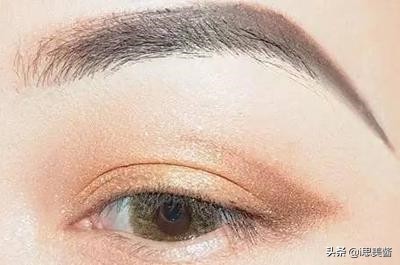 用眉卡怎样画眉毛好看自然,眉毛不会修怎么修