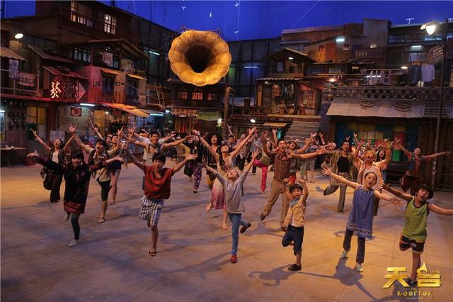 周杰伦演唱会摩天轮天台,周杰伦天台的月光完整版