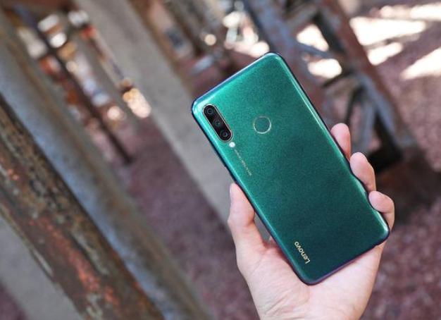 几乎无差评的三款千元机,公认良心千元机