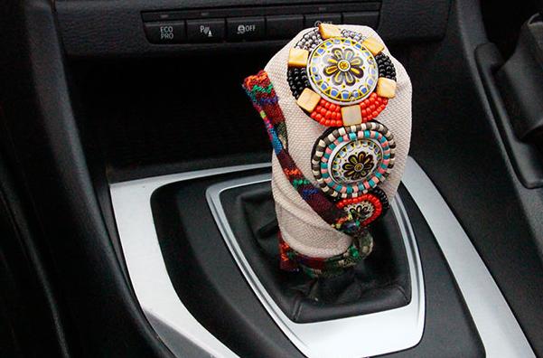 车里内饰装饰女生,车内一般都用什么装饰