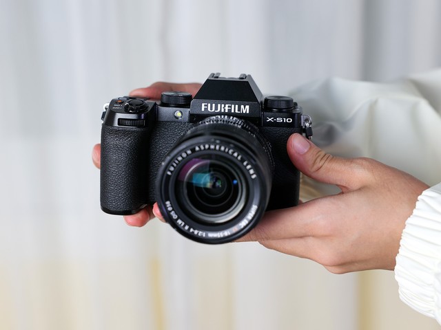 富士小巧轻便,富士轻便的相机