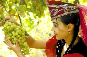 来新疆买葡萄干,去新疆不要问葡萄干多少钱一斤