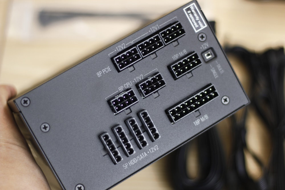 索泰rtx2080ti-xgamingoc拆解,索泰2080ti装机