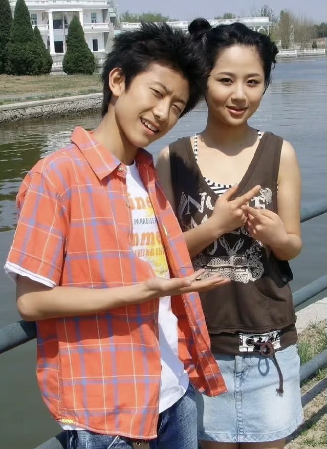 张一山向杨紫表白成功了吗,张一山为杨紫浪漫庆生爱你如初雪