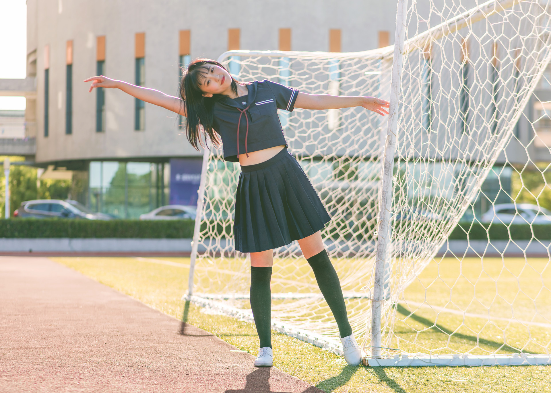 刚认识一个女孩子该怎么样追求,怎么去追一个刚认识的女孩