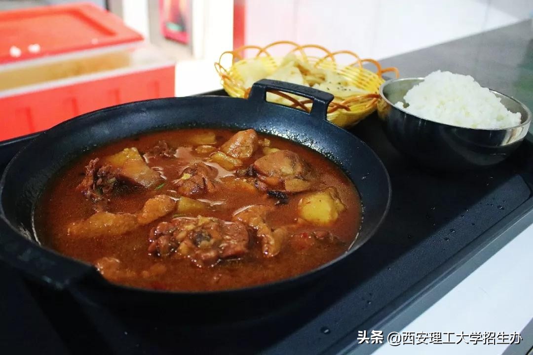 大学食堂难吃？这组图片将颠覆你的认知！