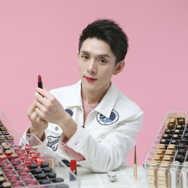 快手成龙身价,快手哪个网红最有钱