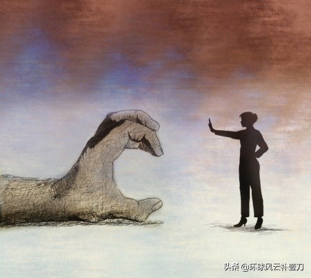 在日本做个清纯的女大学生不易，当心“*艳猎**陷阱”！