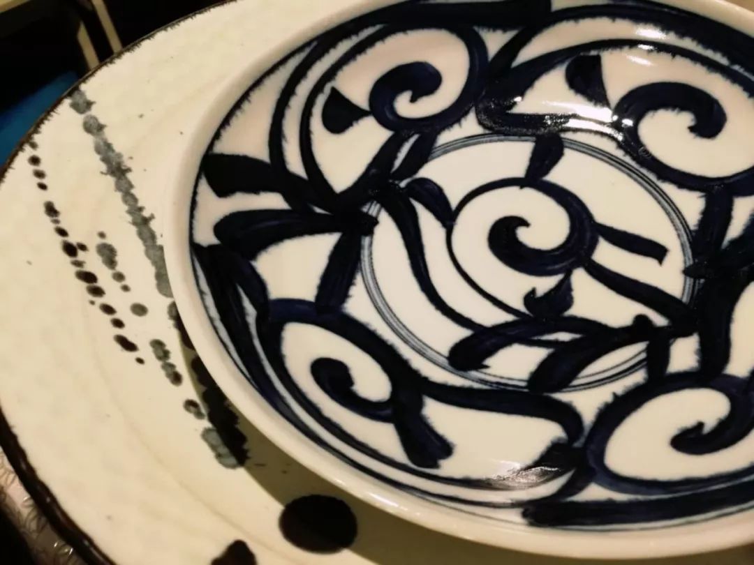 “碰瓷”日本美浓烧集市,我们最动心的却是一个木质便当盒