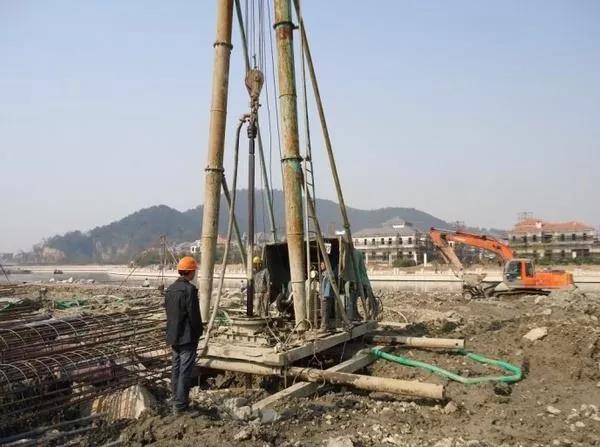 水下灌注桩断桩怎么回事,混凝土灌注桩断桩怎么解决