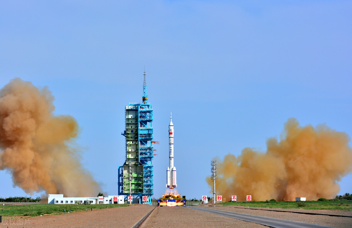 成都体育学院足球全国四强,中国足球梦圆世界杯