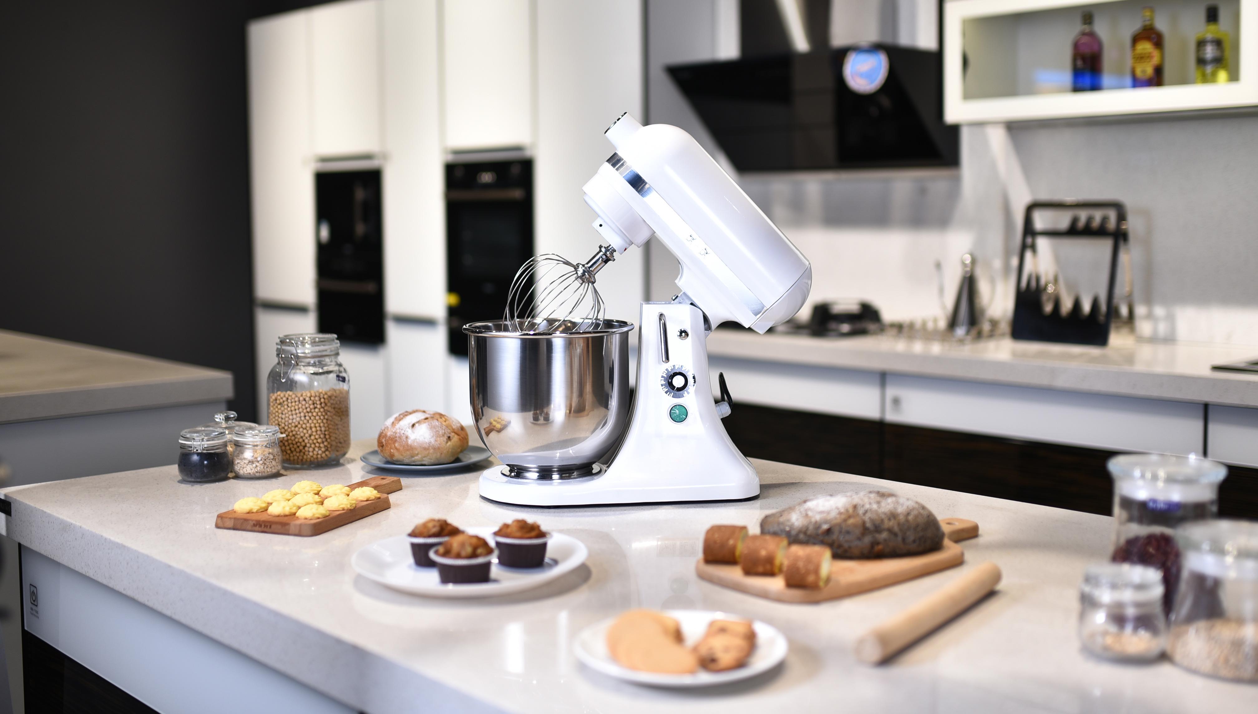 你还在用这种手动压面机吗,你还在用擀面杖擀饺子皮吗