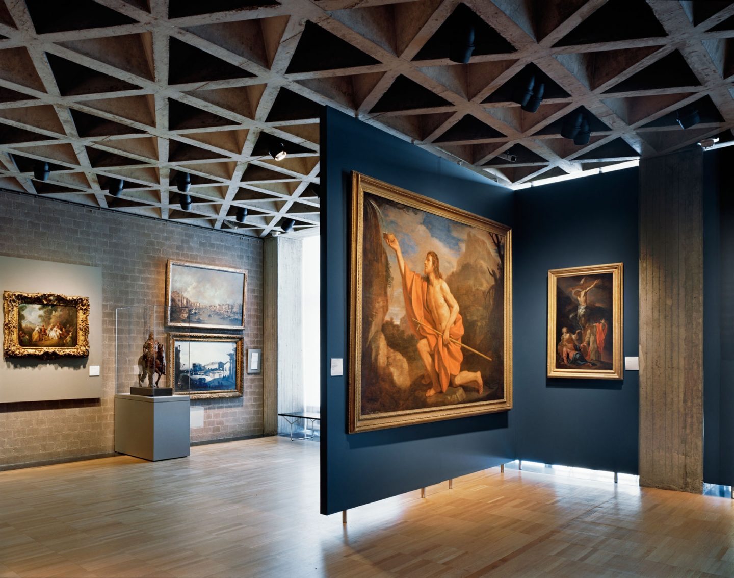 现代主义建筑大师格罗皮乌斯,建筑大师路易斯阿拉干作品