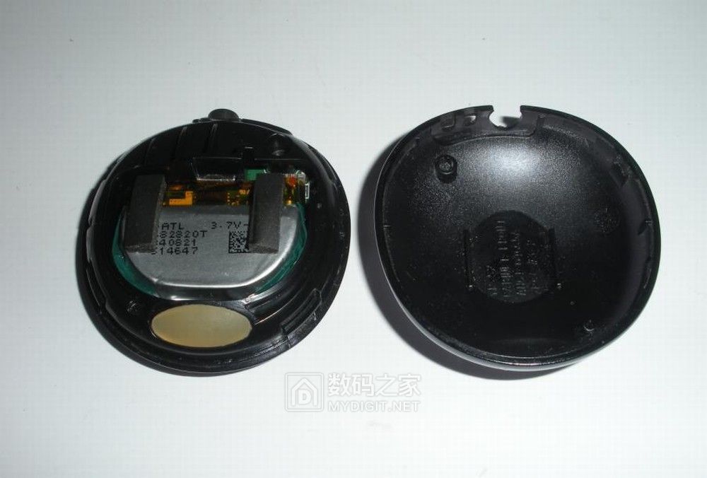 拆修三星音乐魔法石MP3*放播**器YP-S2,附数据充电线制作方法