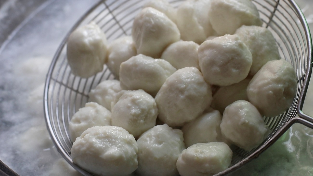过年吃的糯米丸子怎么做好吃,团圆丸子怎么吃