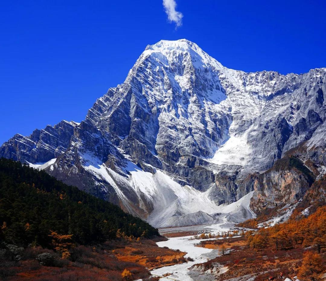 国庆旅游稻城亚丁自驾游最佳路线,国庆川西稻城亚丁风景区一日游