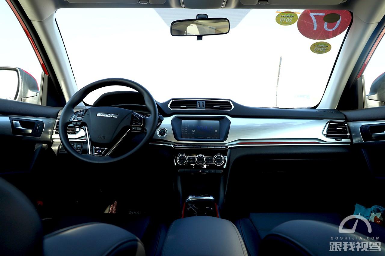 凭什么4年销售超70万台?山西“煤老板家”试驾哈弗H2