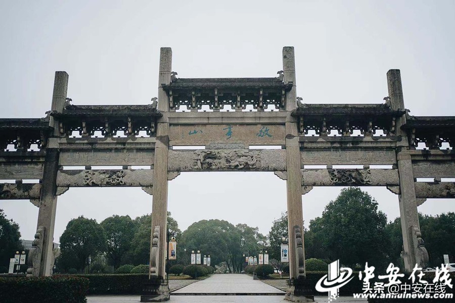 五一出发安徽3-5天短途旅游推荐,列出3条安徽经典的旅游路线