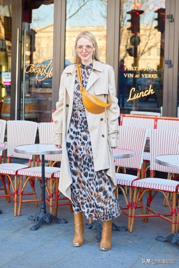 开春必买的外套高级时髦显气质,40岁女士过年外套气质高端穿搭