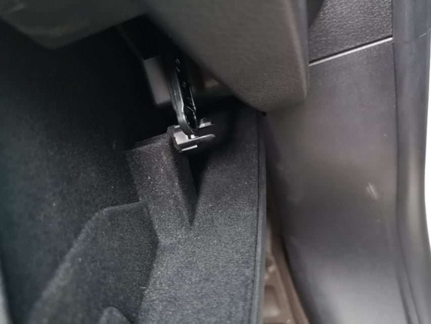 比亚迪唐更换空调滤芯教程,比亚迪唐换空调滤芯教程