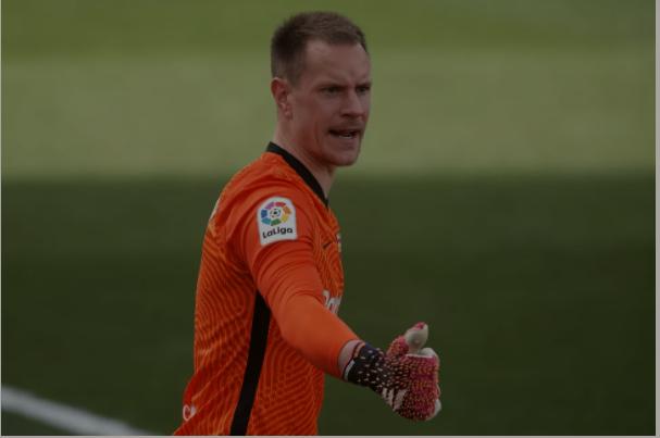 世界足坛最好的十大门将排名,世界足球十大最贵阵容