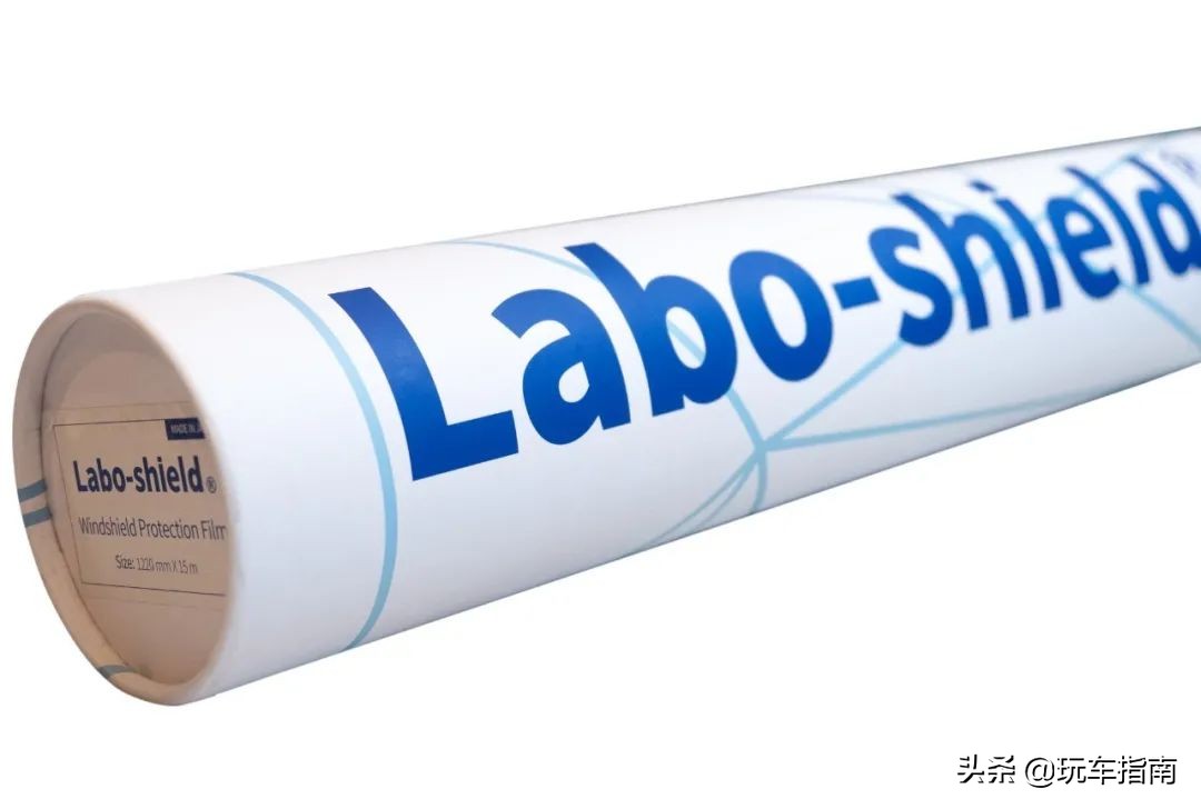 风挡玻璃又破裂？实测日本玻璃盾，石子80km/h撞击都没事？