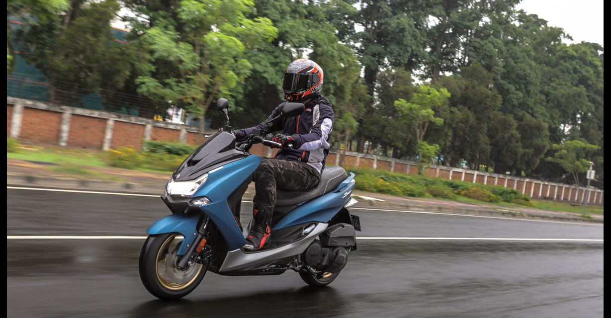 2021雅马哈smax155试驾,雅马哈smax1552016年