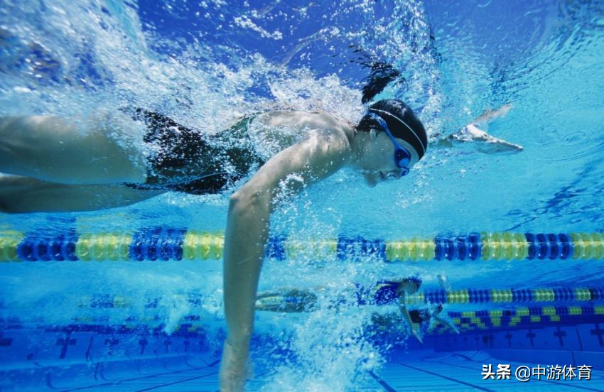 中游体育：怎样让你的游泳技术一次比一次好