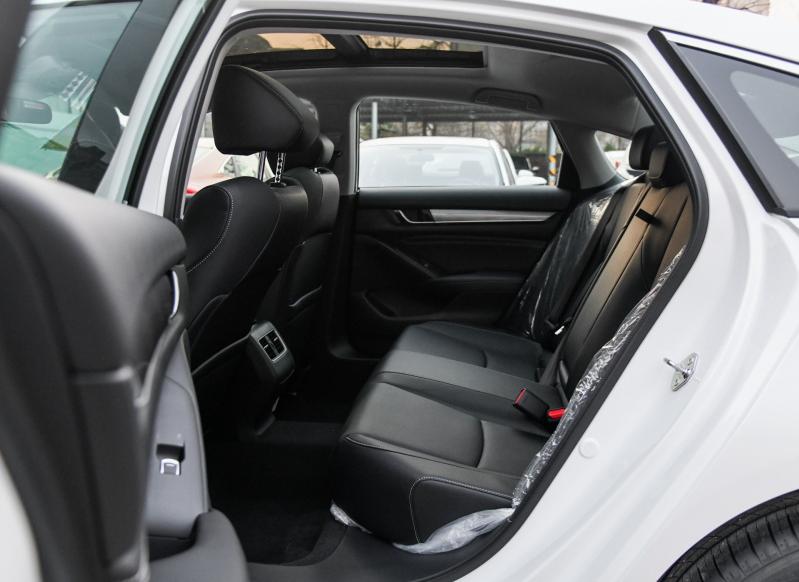 同是本田B级车,TA配可变悬架,油耗与雅阁混动一样低,却被忽视