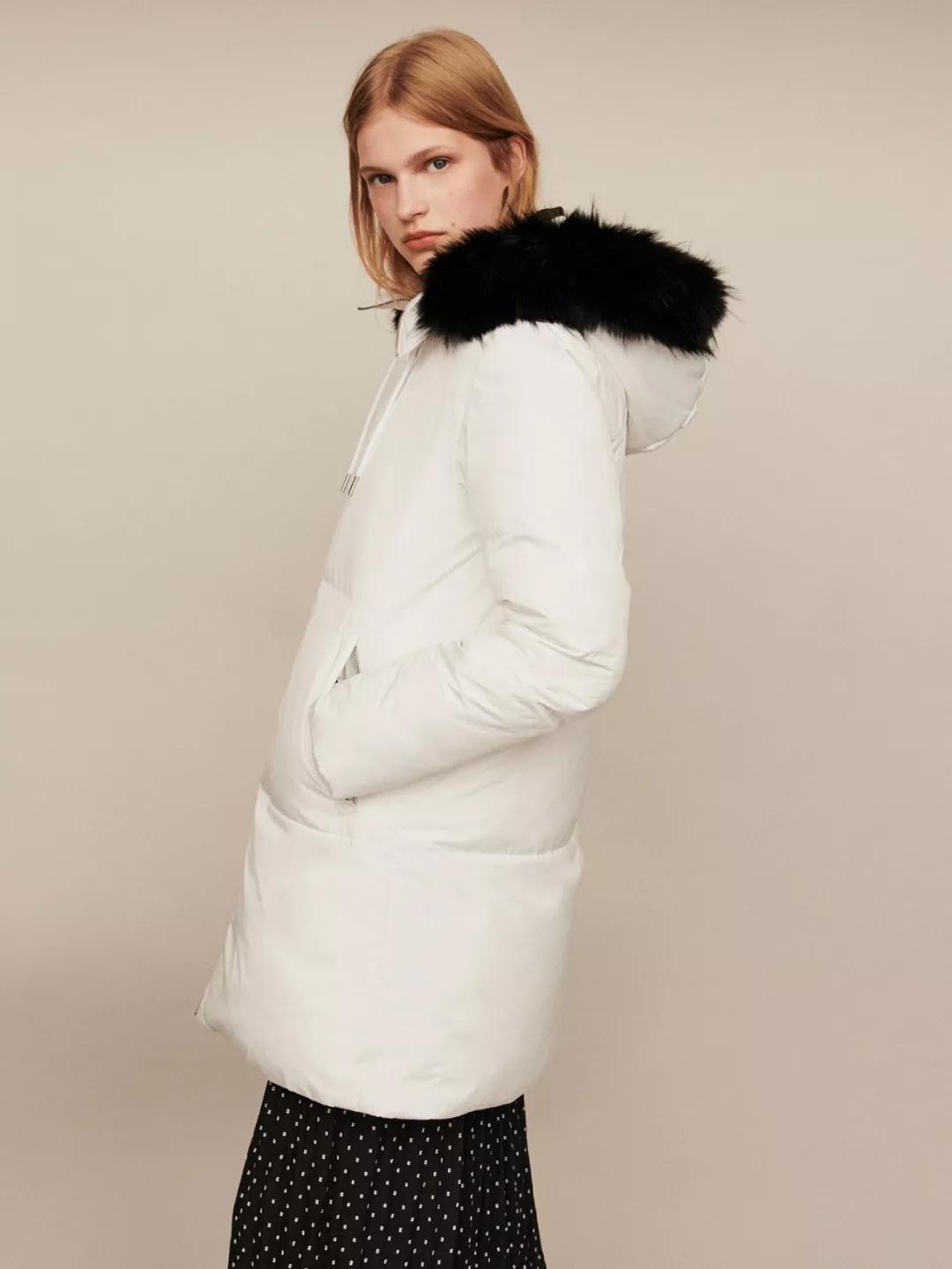 早春羽绒服穿搭又暖又时髦,轻薄羽绒服早春款