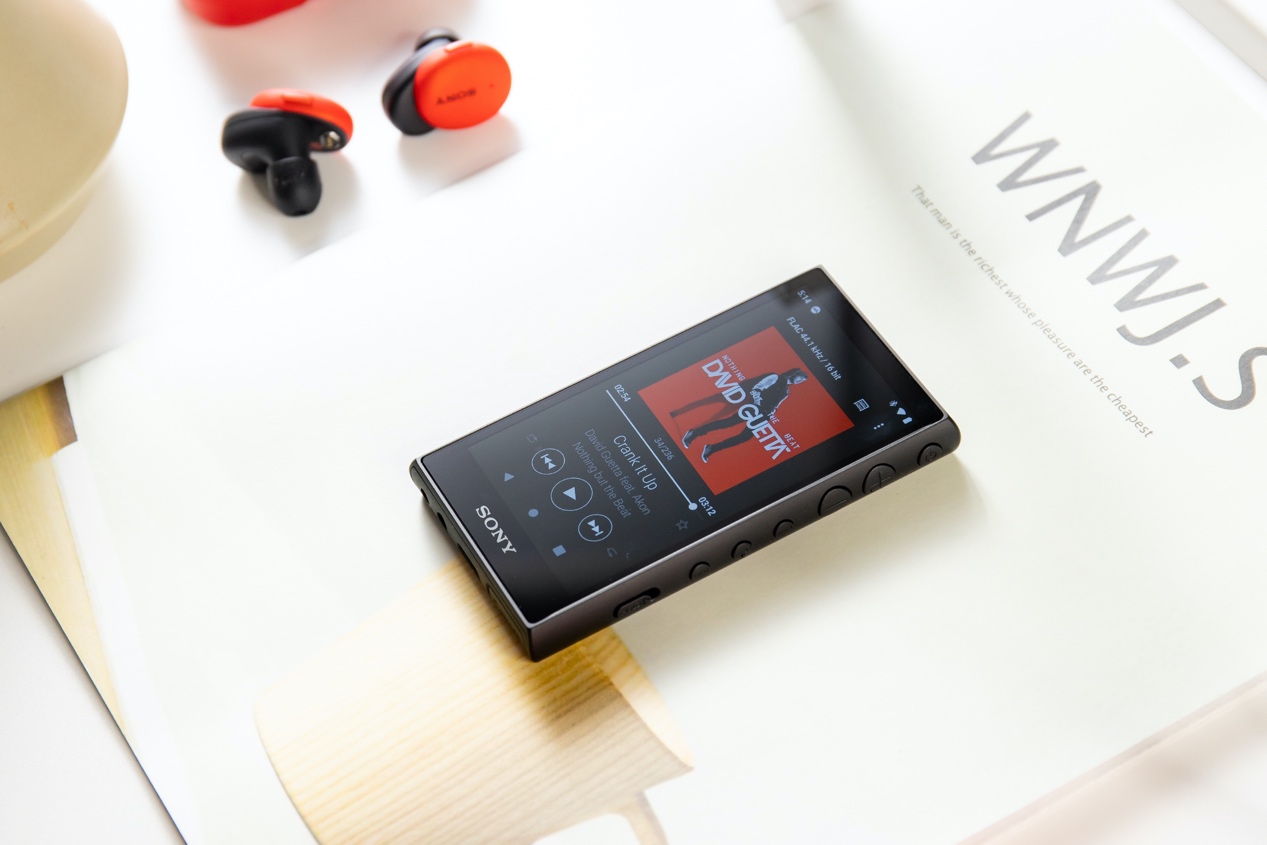 新手小白入手索尼a7c2合适吗,索尼nw-a105限量版