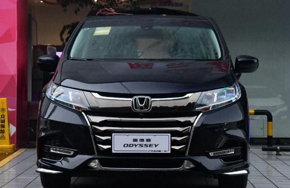 雅阁混动mpv,雅阁mpv