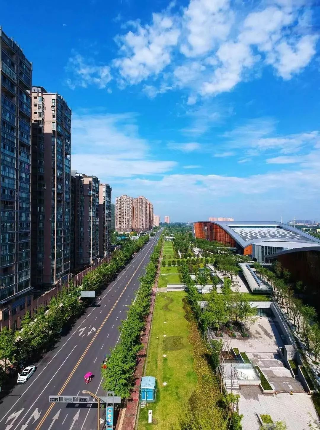 凤凰国际高端住宅区,2025年凤凰新城