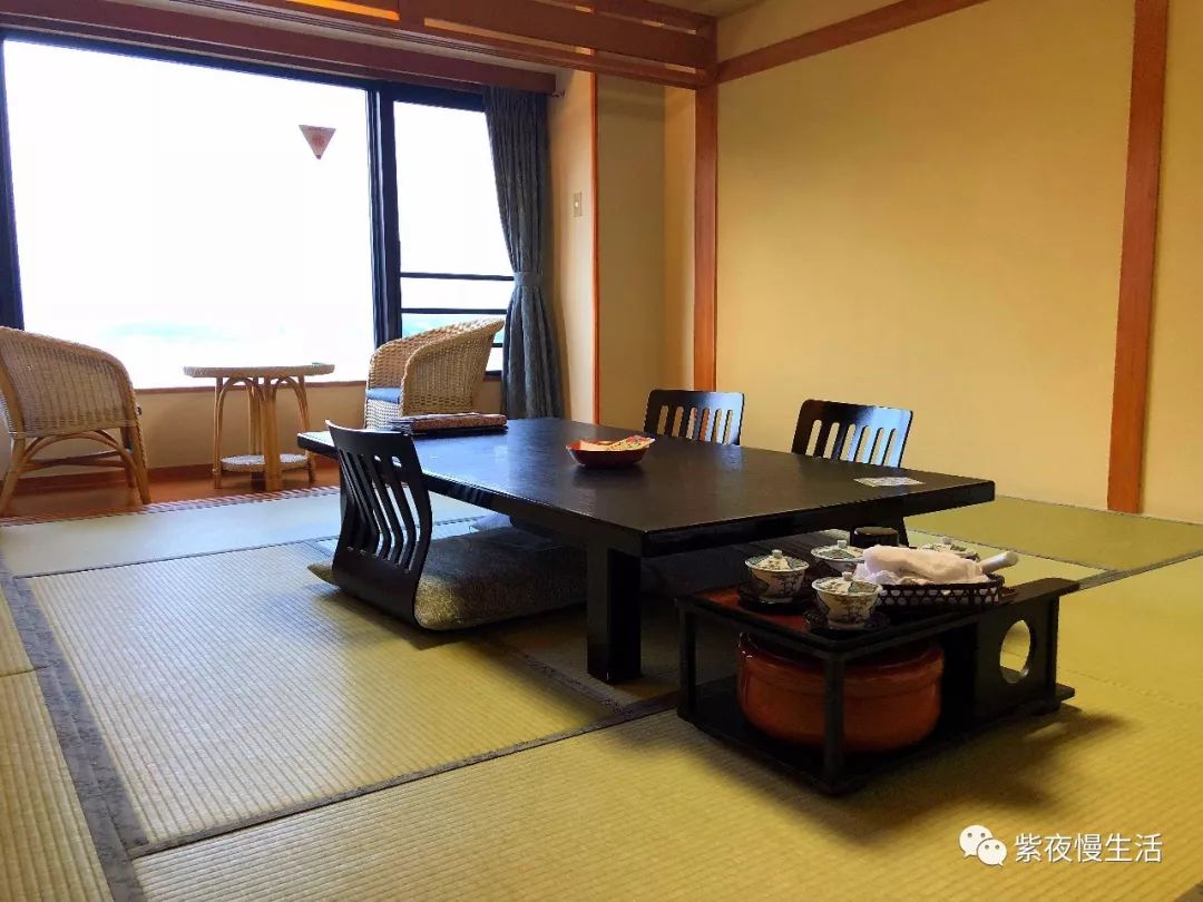 未见富士,幸运依在-秀峰阁湖月