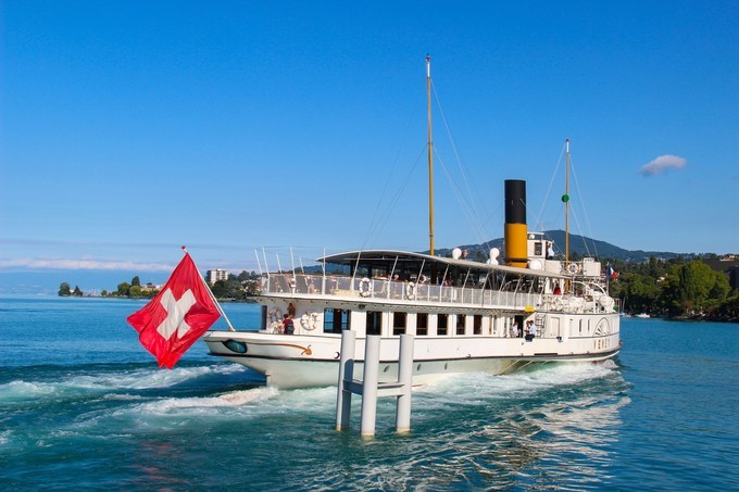 瑞士蒙特勒镇旅游攻略,蒙特勒小镇美景