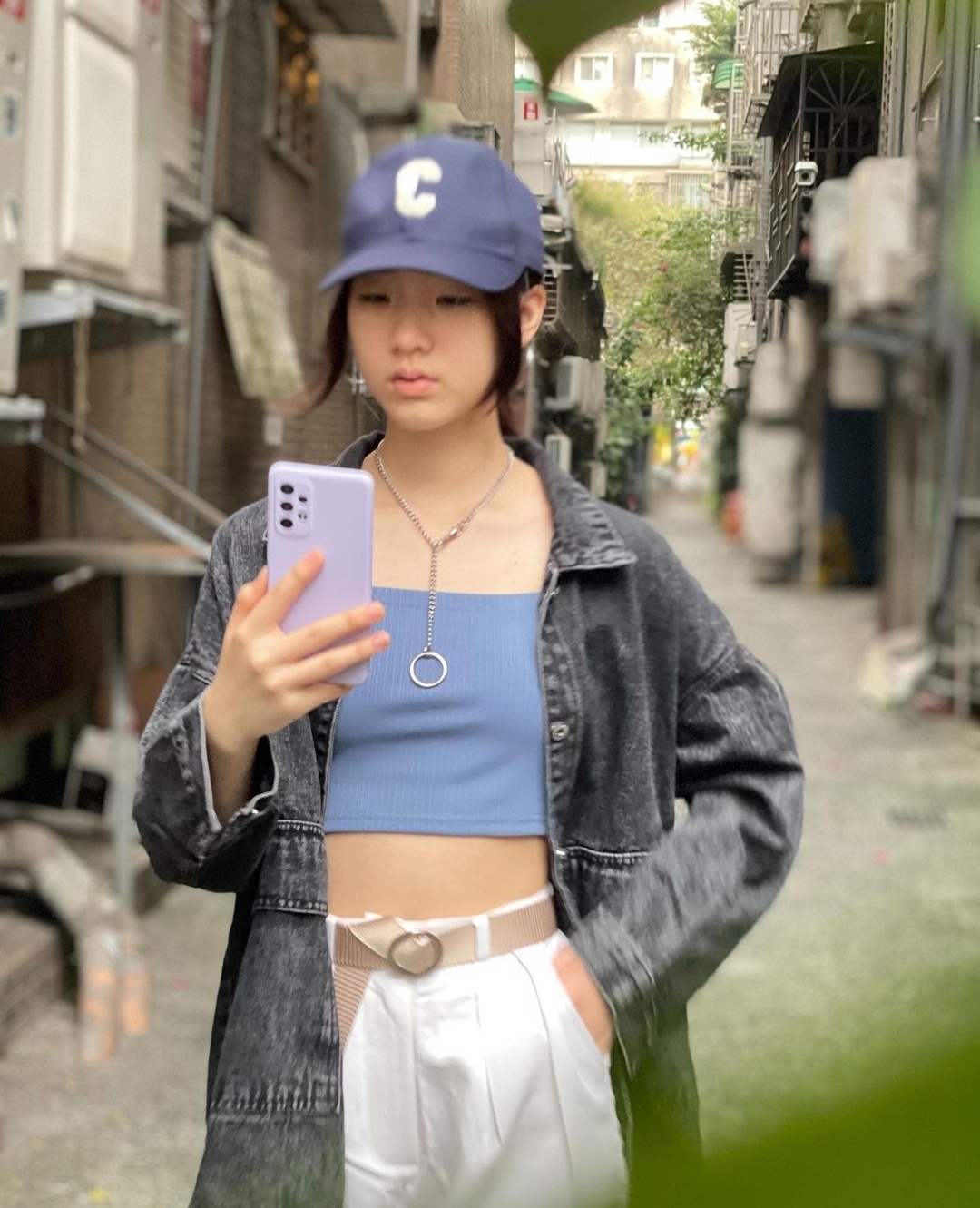 小s女儿买潮服片段,小s女儿穿衣服