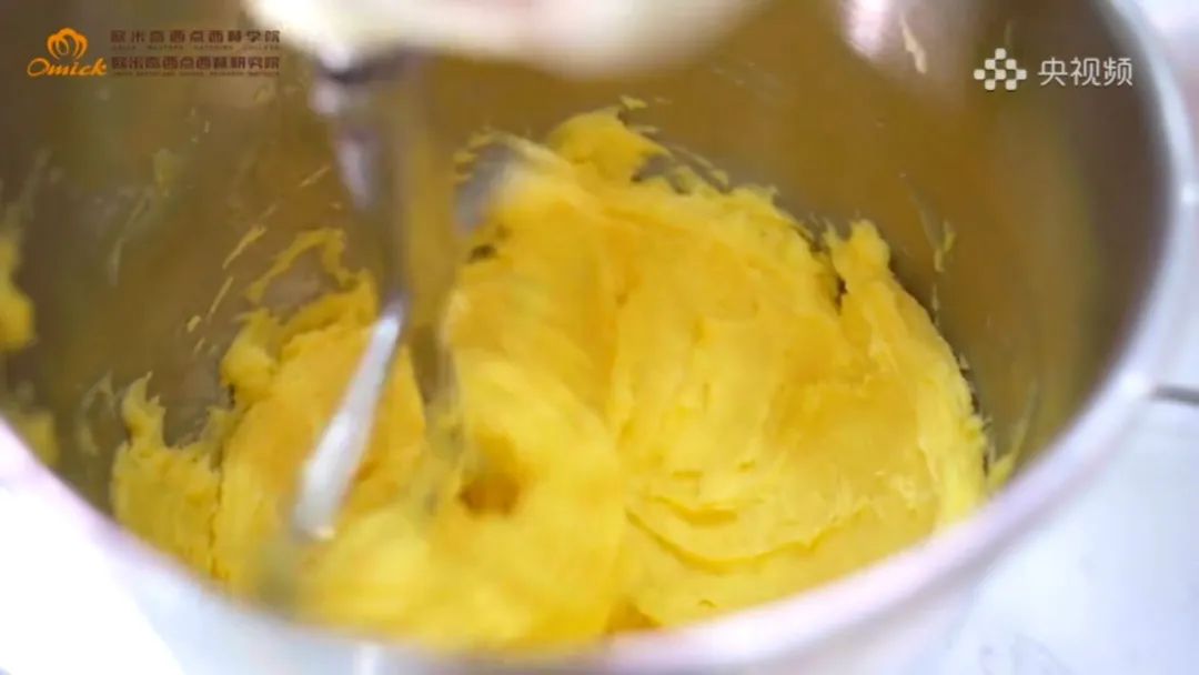 专业手法教你网红界“扛把子”——云顶曲奇,颜值与味道齐飞!