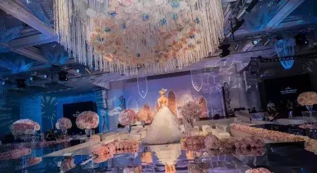 姊﹀够鑳屾櫙闊充箰濠氱ぜ,姊﹀够濠氱ぜ妗堜緥