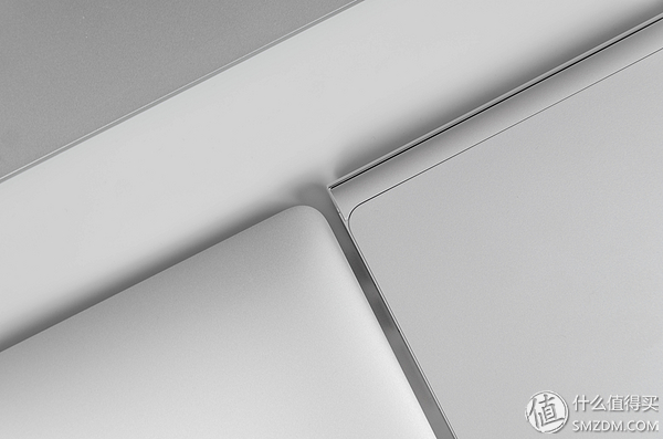 macbookpro与surfacebook2对比,macbookpro性能介绍