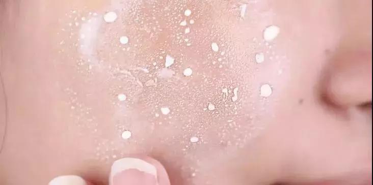 澳洲爆火的神奇爆奶霜,秋冬季有它就够了,一搓爆奶