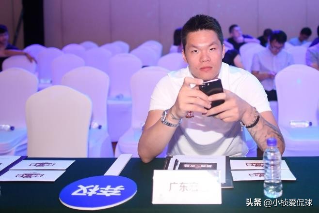 正式签约潜力中锋，被迫自强不息的广东宏远，未来仍可领跑CBA