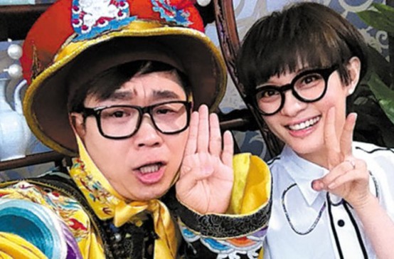 他曾离家出走,街头卖唱,今靠《屌丝男士》走红,屌丝逆袭成导演