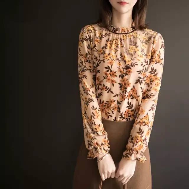 打死也不穿卫衣，也不买毛衣！今年小衫好美嫩，一不小心艳压群芳