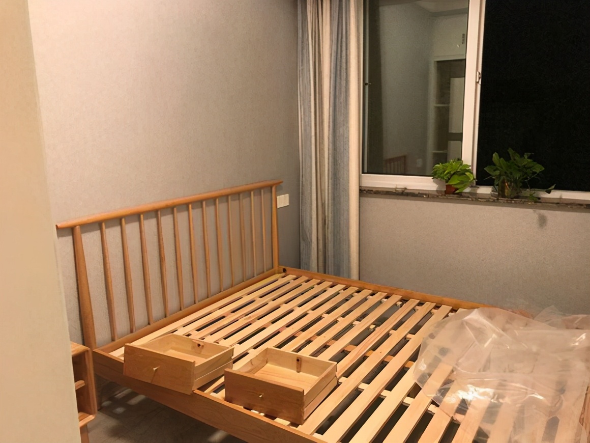 黑白灰现代简约实木家具,黑白灰家具简单