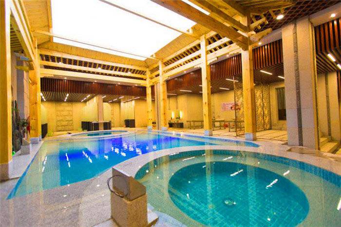 水晶宫汤泉的汗蒸,青岛适合儿童的汤泉