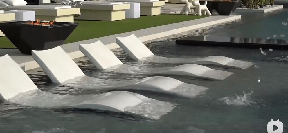 迪拜小哥豪宅,迪拜土豪哥卖劳斯莱斯