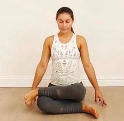 练瑜伽练的腰直不了怎么办,腰椎瑜伽的正确锻炼方法