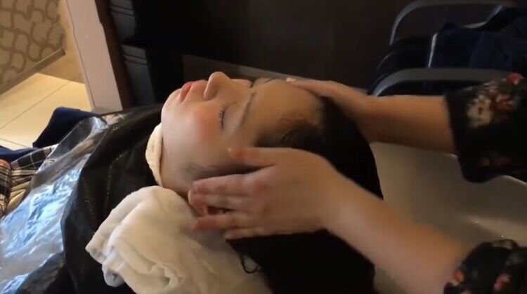 为啥我天天洗头还有头皮屑,正确消除头皮屑脱发的方法