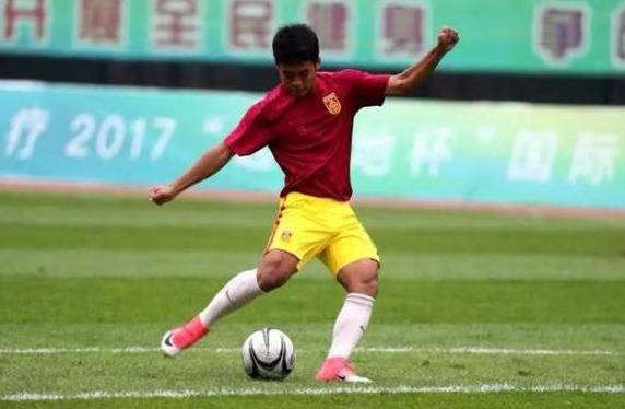 上海申花足球俱乐部何龙海,小将何龙海