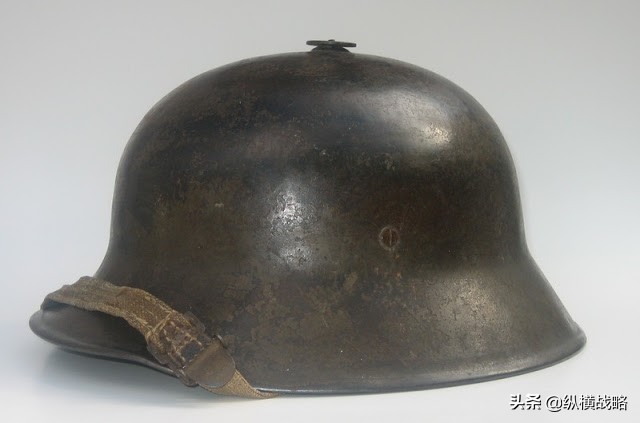 德国钢盔和苏联钢盔有什么区别,德式钢盔德国好用吗